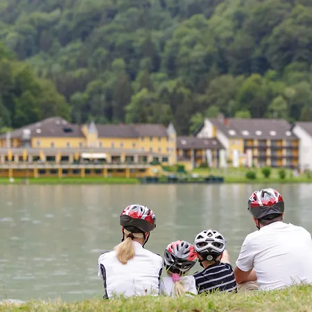 Riverresort Donauschlinge Hotel 4*