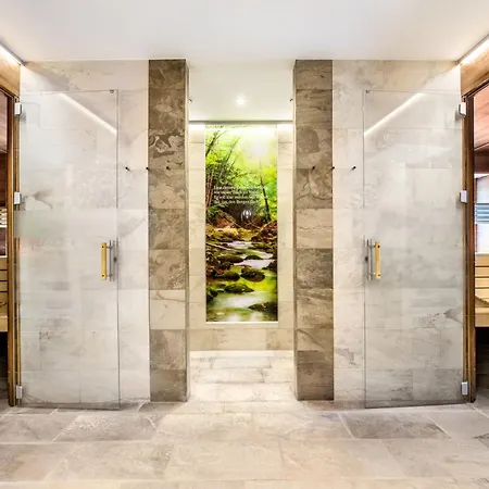 Riverresort Donauschlinge 4*