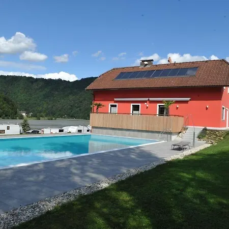 Riverresort Donauschlinge