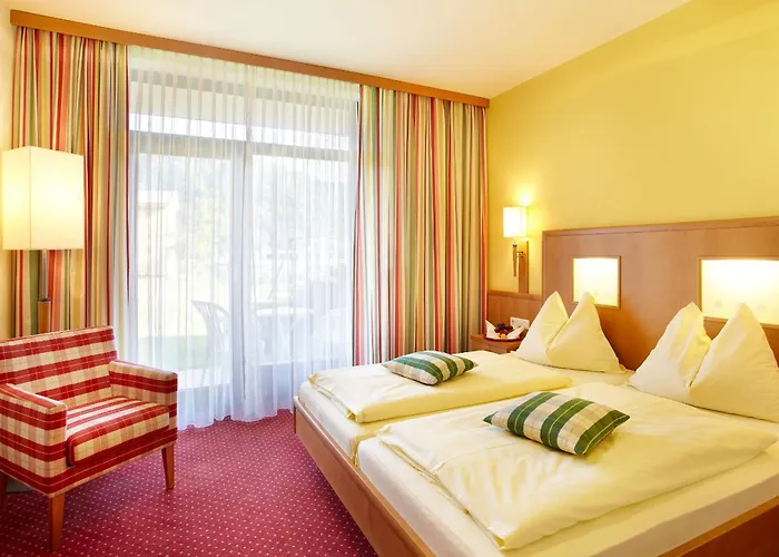 Riverresort Donauschlinge 4*