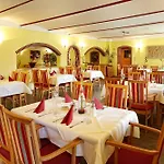 מלון Riverresort Donauschlinge