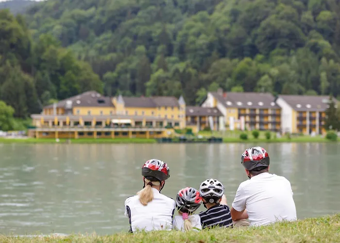 Riverresort Donauschlinge Hotel 4*